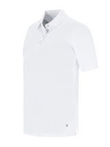 Weißes poloshirt piqué stay fresh mit kurzarm und klassischem kragen für einen unkomplizierten athleisure-look