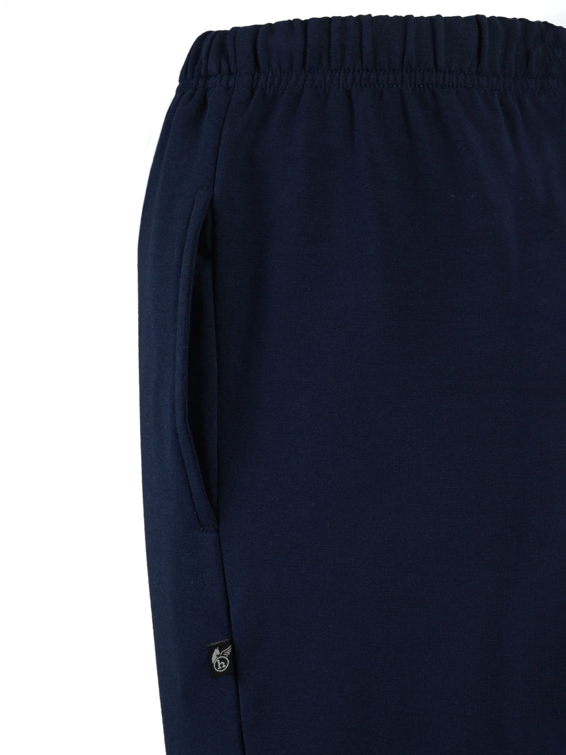 Navyblaue sweathose von hajo mode mit elastischem bund pflegeleicht und seitentaschen samt kleinem logo am bein