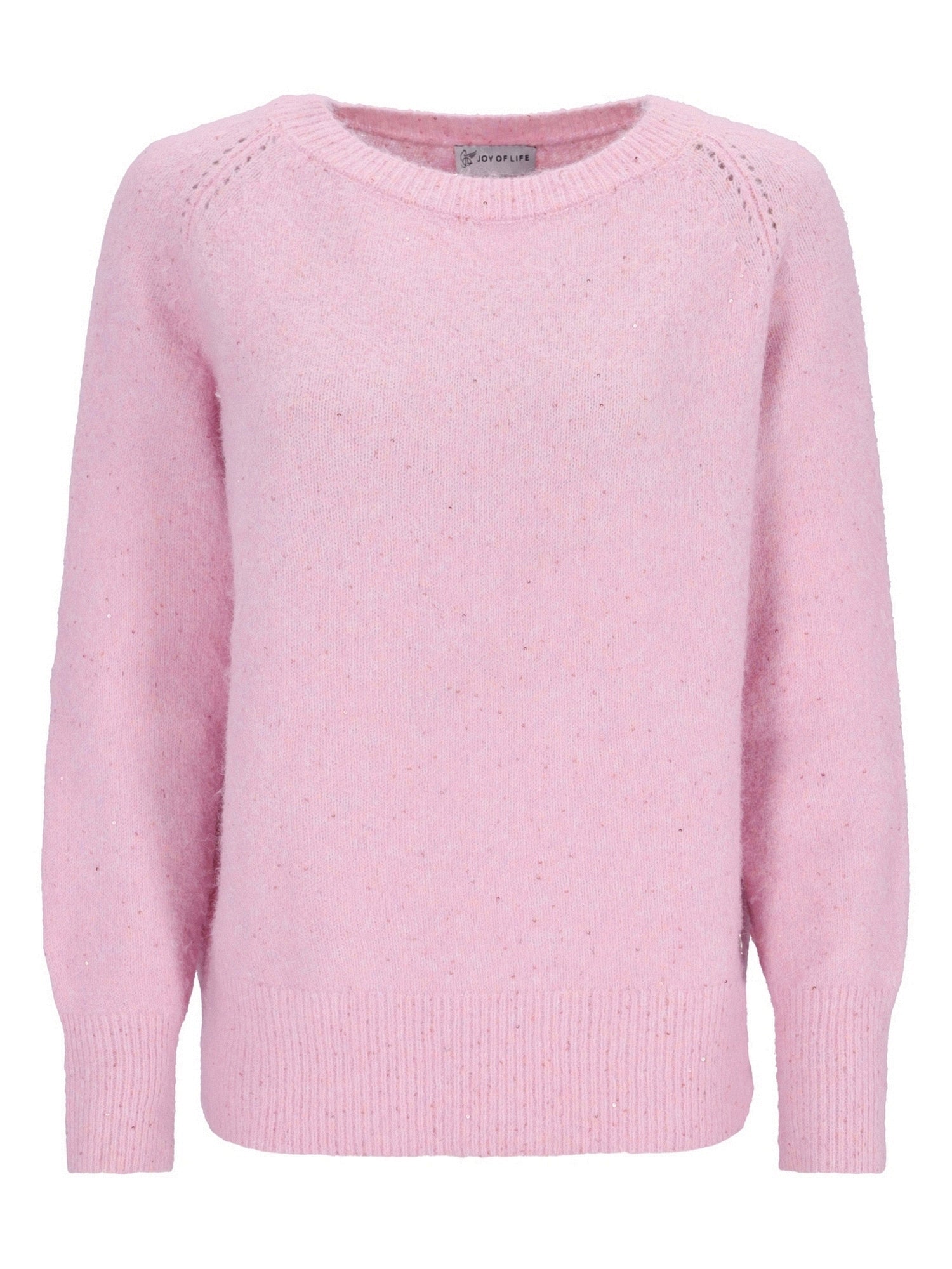 Hellrosa Pullover mit geripptem Strick und Lochmuster-Details an den Schultern.