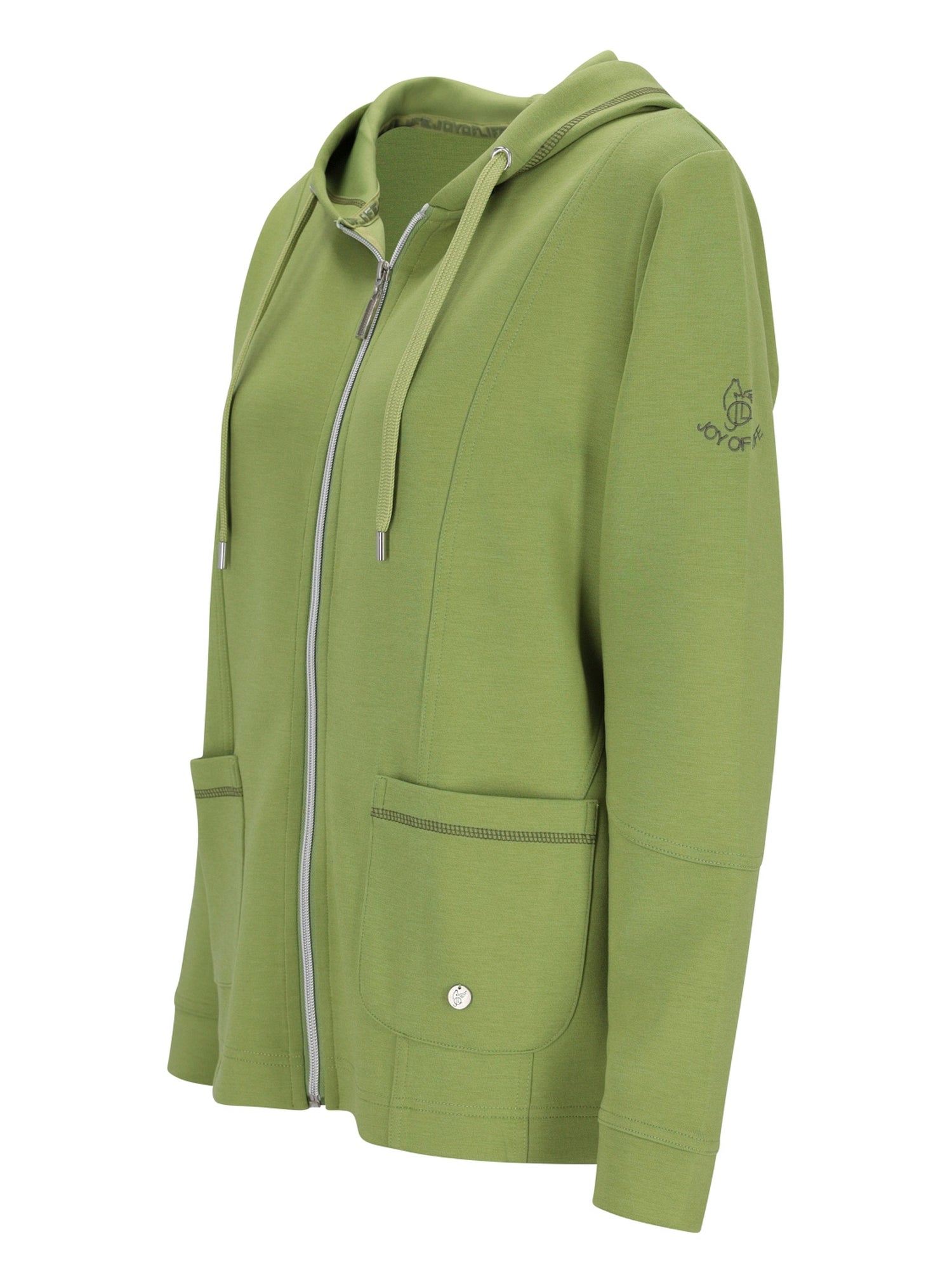 Olivgrüner Reißverschluss-Hoodie mit Tasche und Logo am Ärmel.