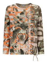 Olivgrünes Langarmhemd mit Blumen- und geometrischem Muster, mit Kordelbund.