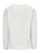 Weißer Rollkragenpullover mit langen Ärmeln und gerippten Bündchen.