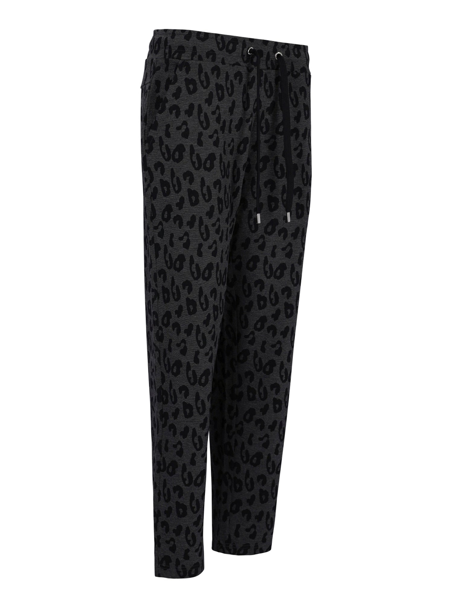 Schwarze Leopard-Print-Hosen mit silberner Beschlägen und Taschen.