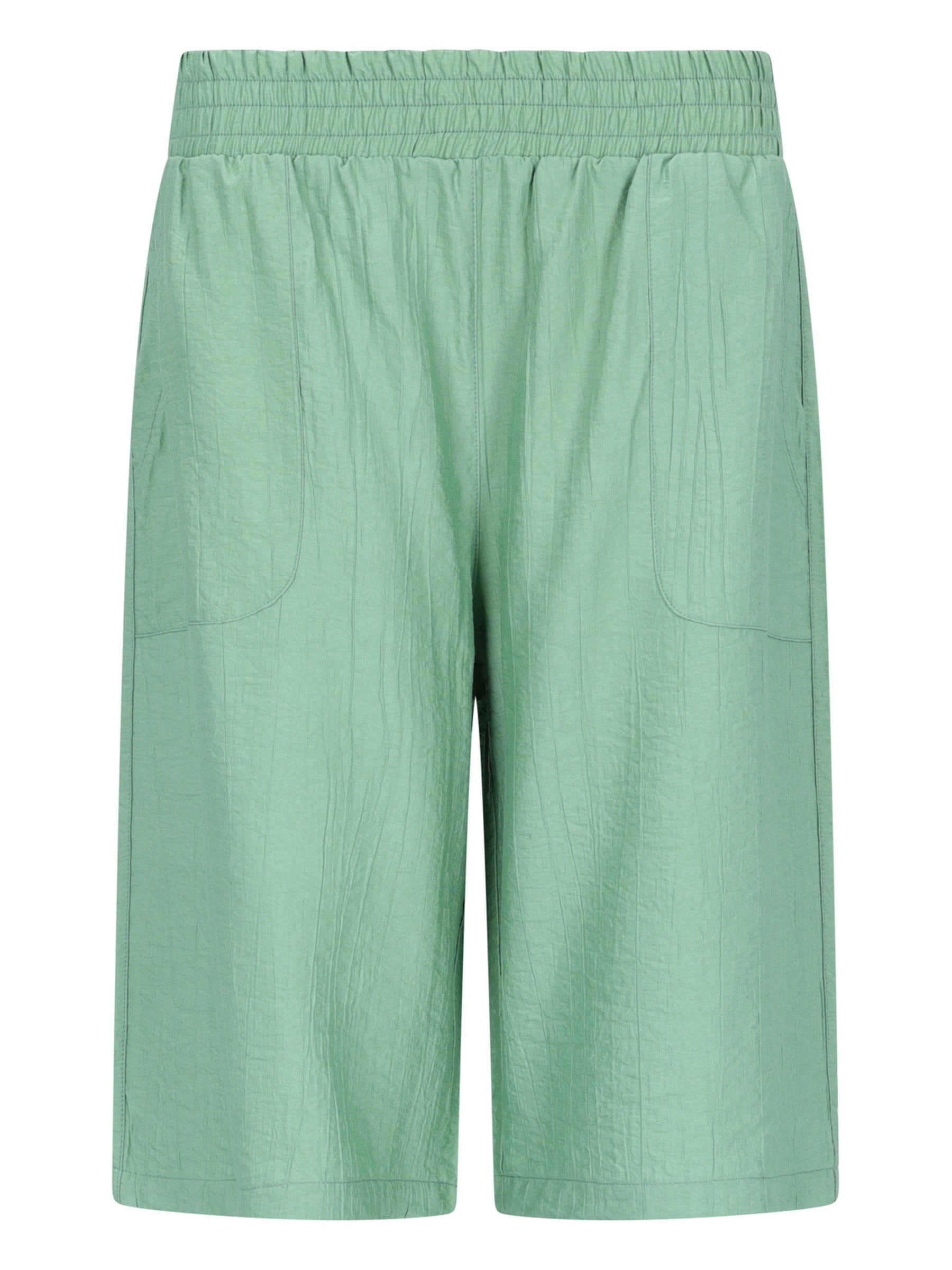 Bermuda Struktur Leinenoptik: hellgrüne leichte Shorts mit Gummizwang und Seitentaschen