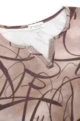 Soft touch shirt soft blush pink langärmeliges oberteil mit v ausschnitt und abstraktem schwarzen linienmuster