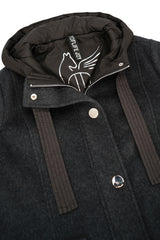 Jacke mit Kapuze