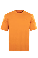 Einfarbig orangefarbenes T-Shirt mit Rundhalsausschnitt.