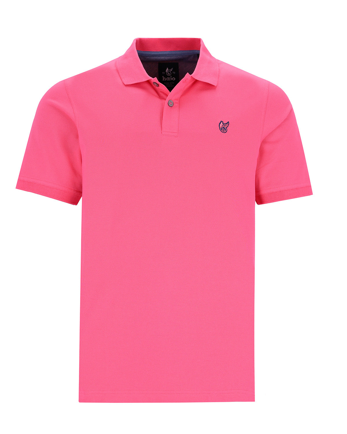 Rosa Poloshirt mit kleinem gesticktem Logo.