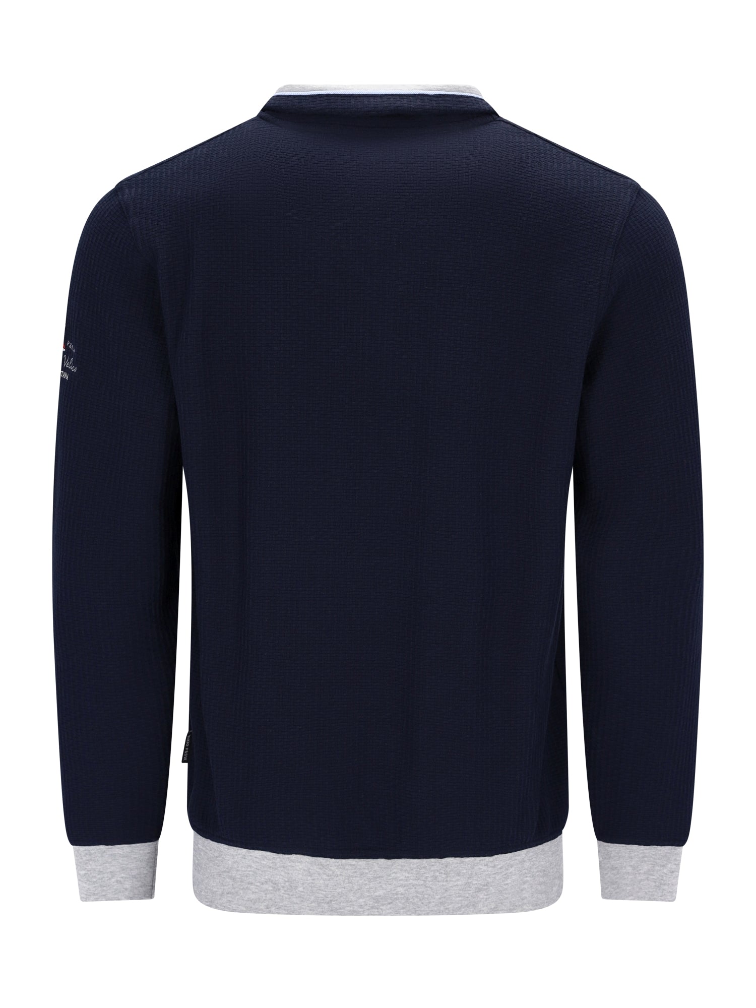 Marineblaues Poloshirt mit weißem Saum und Logo am Ärmel.