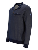 Marineblaues Sweatshirt mit texturiertem Muster und Half-Zip-Design, mit kleinem Logo auf dem linken Ärmel.