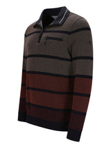 Braunes und schwarzes gestreiftes Poloshirt mit Taschen-Detail.