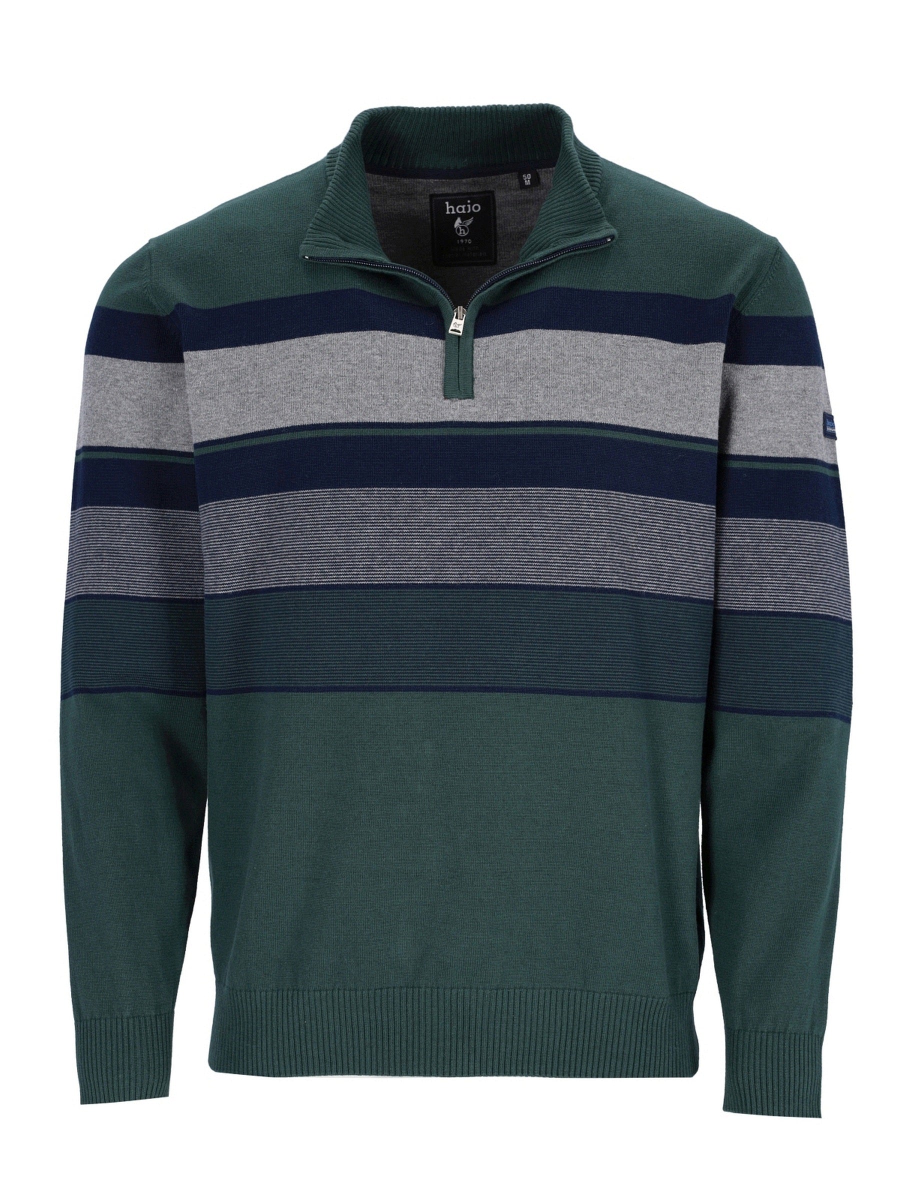 Grüner und marineblauer gestreifter Viertelreißverschluss-Pullover mit gerippten Manschetten und Kragen, wahrscheinlich aus Baumwolle oder einem ähnlichen weichen Material gefertigt.