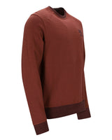 Rotbraunes, langärmeliges Herren-Sweatshirt mit Rundhalsausschnitt, gerippt, mit dunkleren Bündchen und Saum.