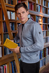 Strickjacke in Jaspé-Garn mit seitlichen Eingriffstaschen
