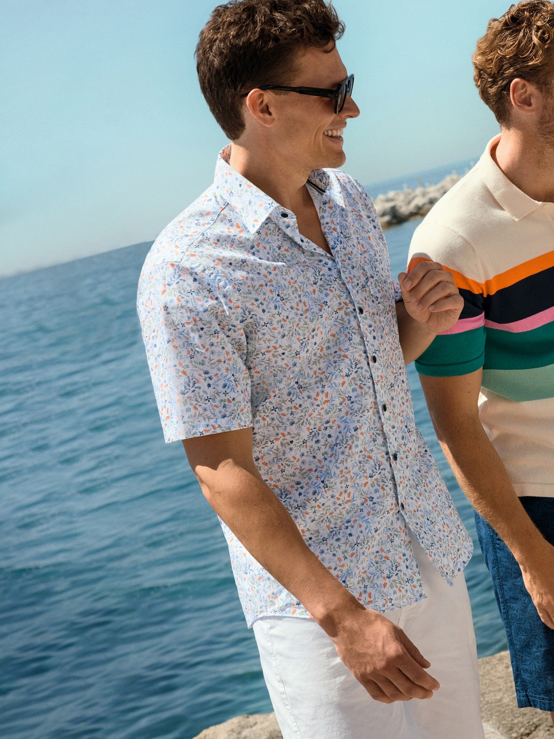 allover bedrucktes Hemd mit Kentkragen in reiner Baumwolle