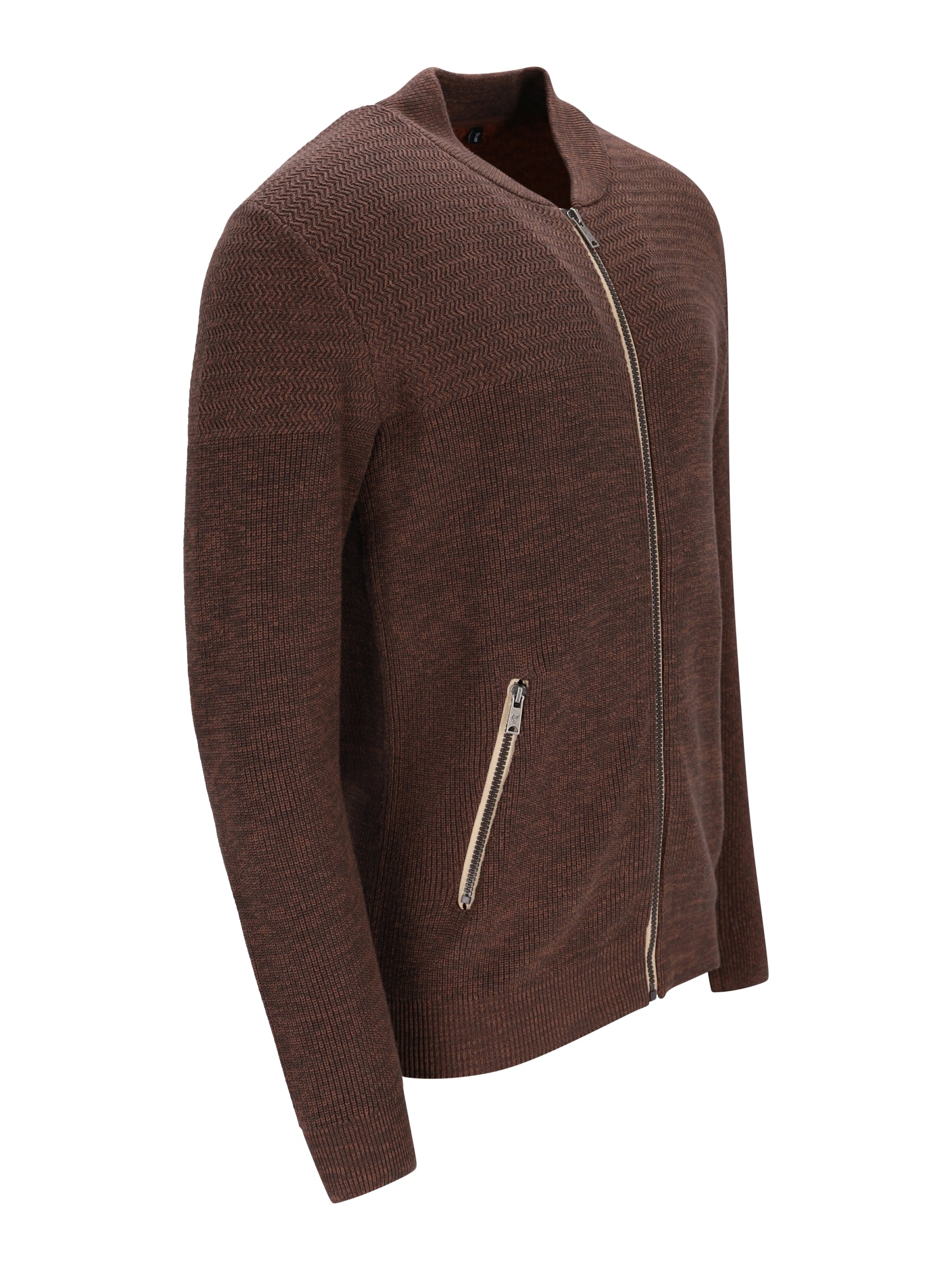 Braune strickjacke mit blousonkragen in strukturmix aus texturiertem material und silbernen reißverschlüssen