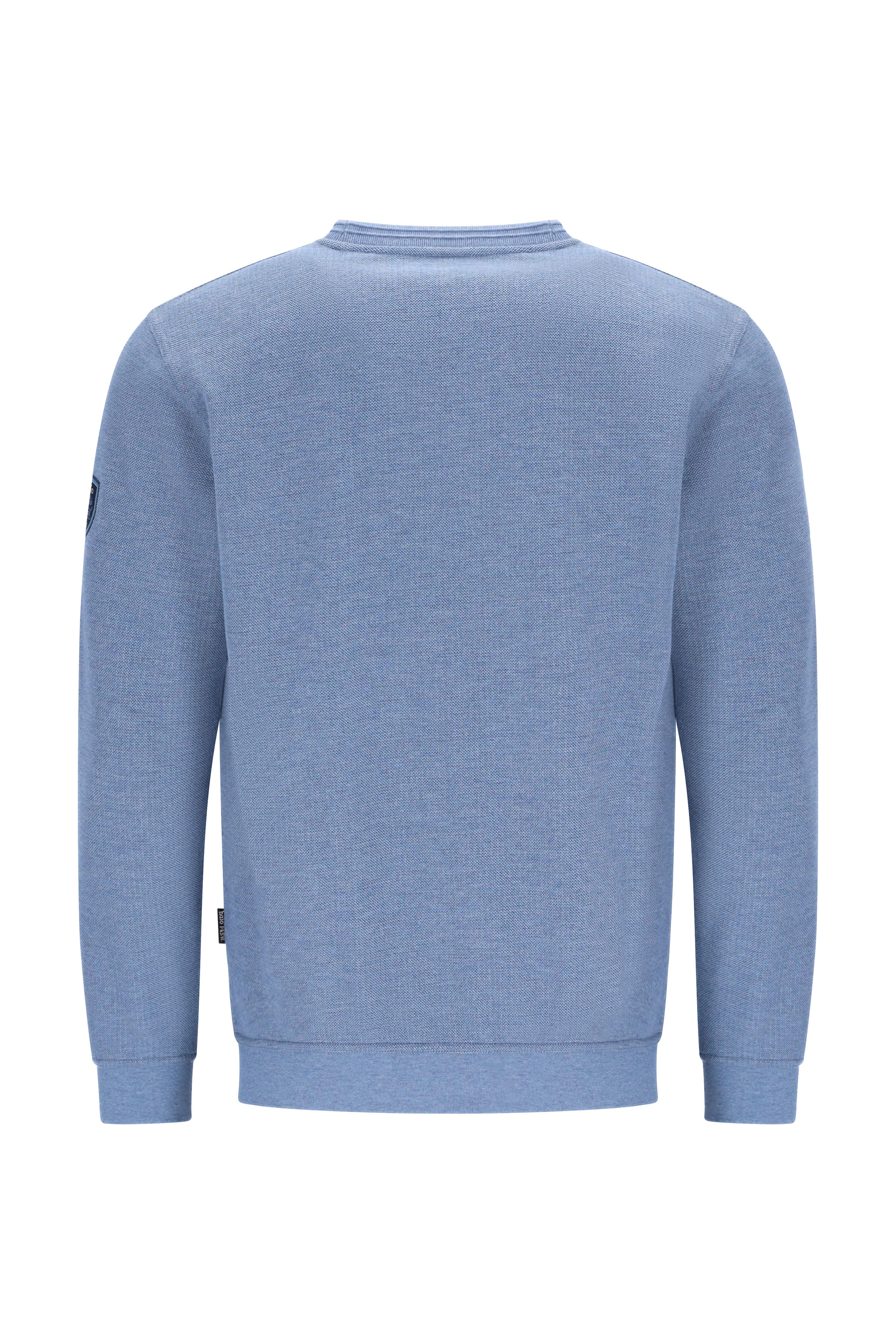 Lichtblaues texturiertes pikee-sweatshirt mit rundhals, gerippten bündchen und saum für einen frischen look