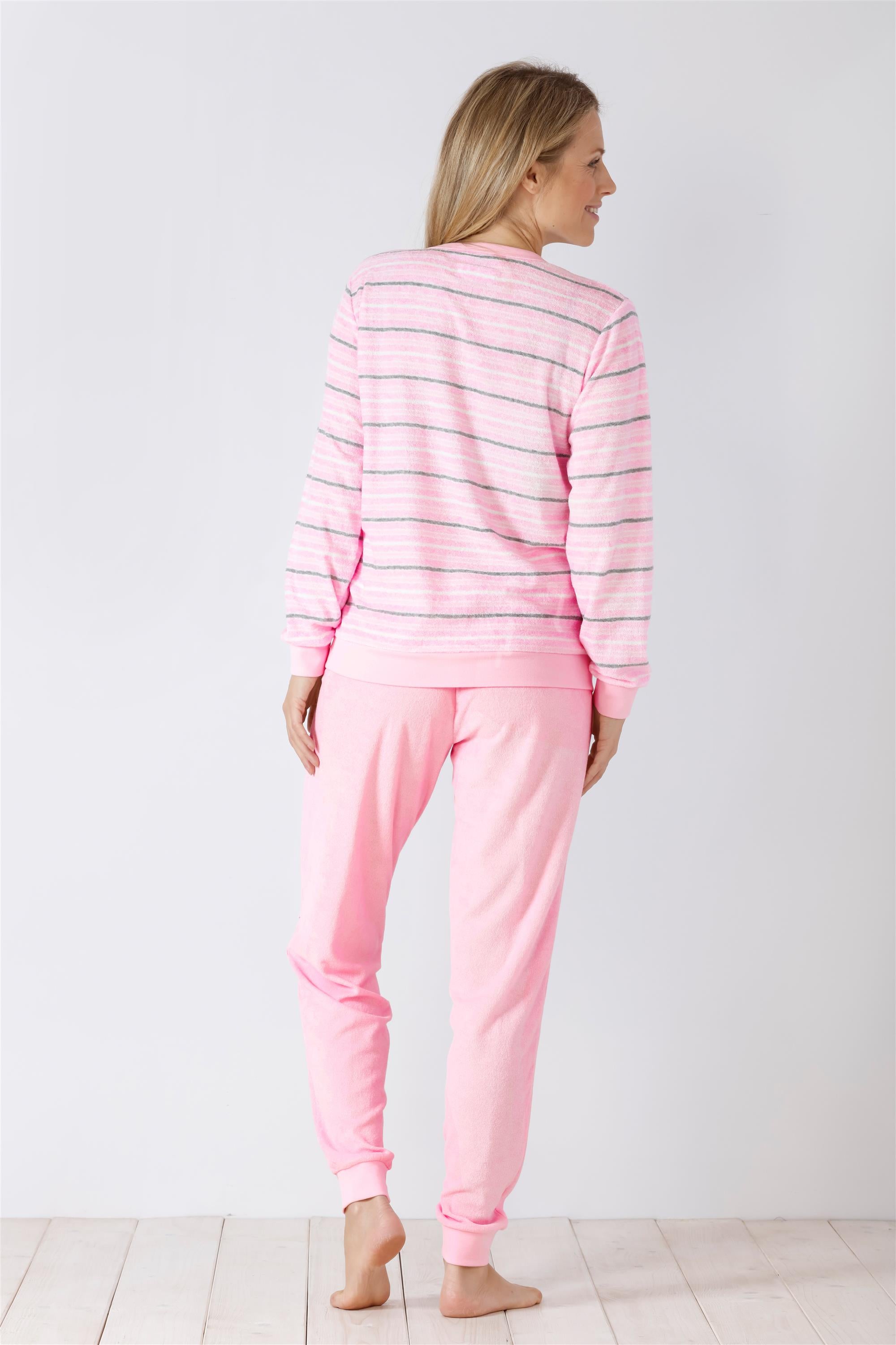 Rosa gestreiftes, langärmeliges Pyjama-Set für Damen.