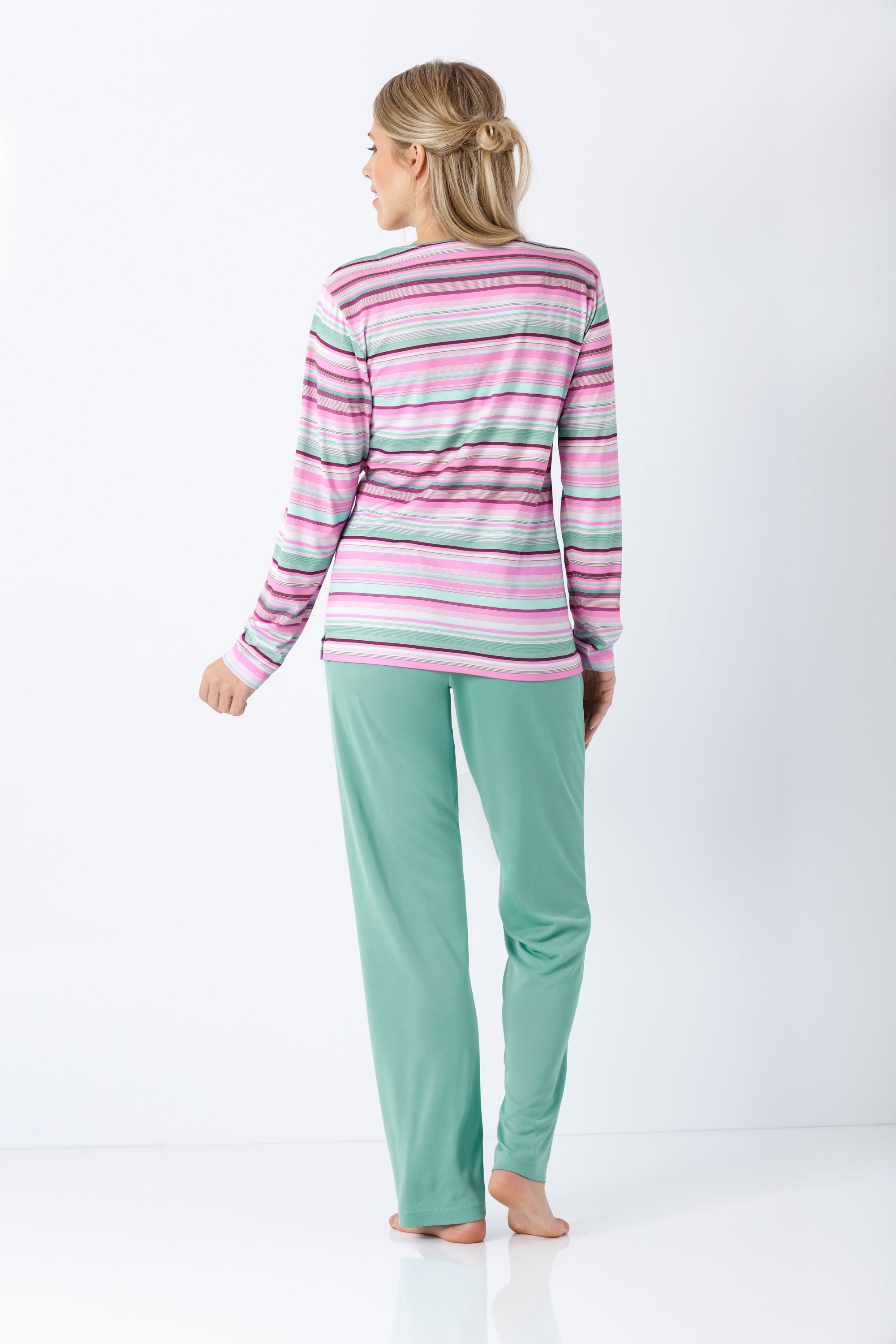 Damen schlafanzug klima-soft® mit pink-grün-grau gestreiftem langarmshirt und einfarbiger mintgrüner hose
