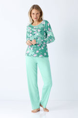 Damen schlafanzug aus premium cotton tencel modal in mintgrün mit floralem muster und passenden hosen