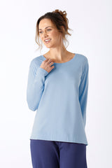 Damen shirt mio x mia aus premium cotton tencel modal mit lockerem sitz und rundhalsausschnitt in hellblau