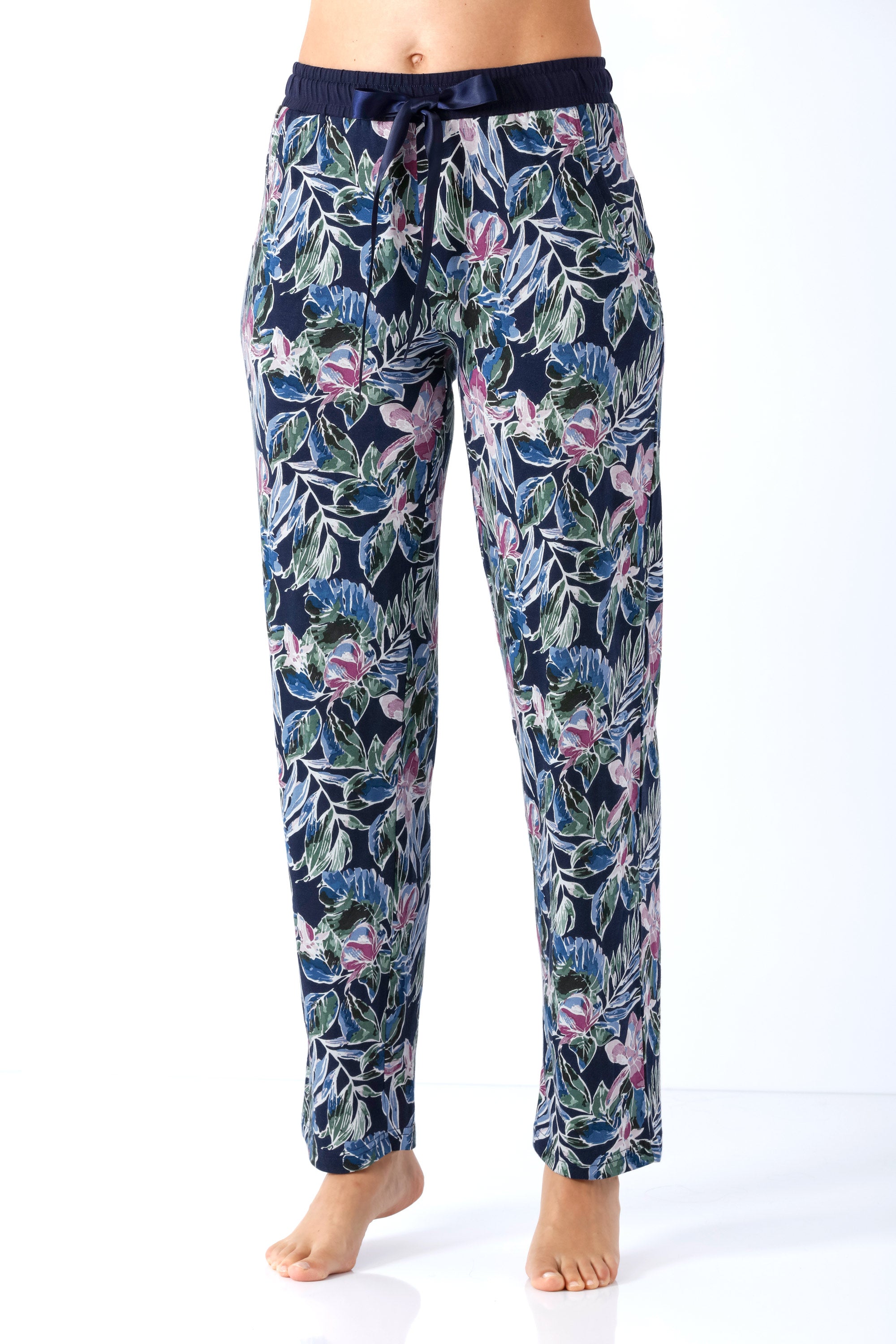 Damen hose mio x mia premium cotton tencel modal dunkelblaue schlafhose mit lebhaftem blumenmuster und satinzugband