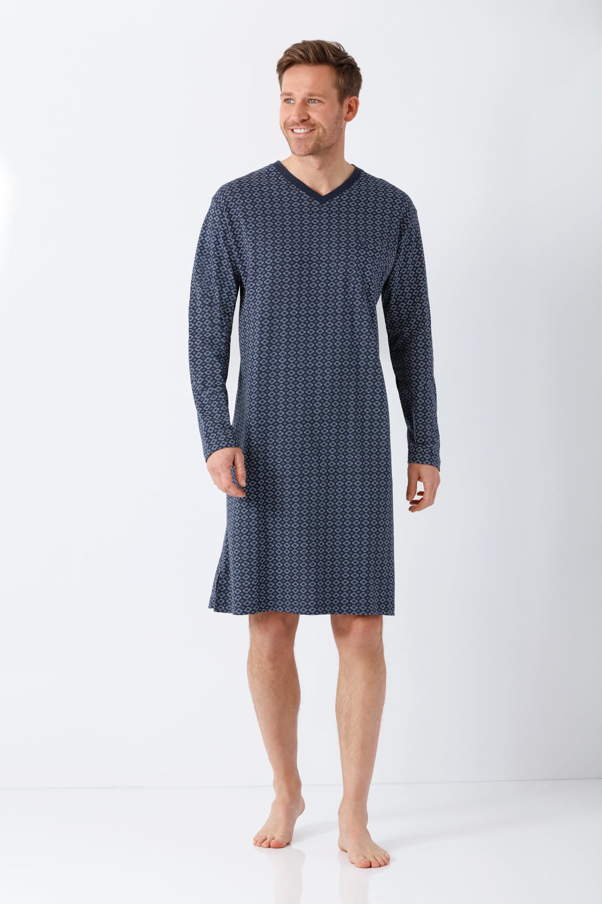 Nos herren nachthemd 110cm navyblau mit v-ausschnitt geometrischem muster aus premium-baumwolle