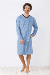 Blau gemustertes Langarm-Nachthemd für Männer.