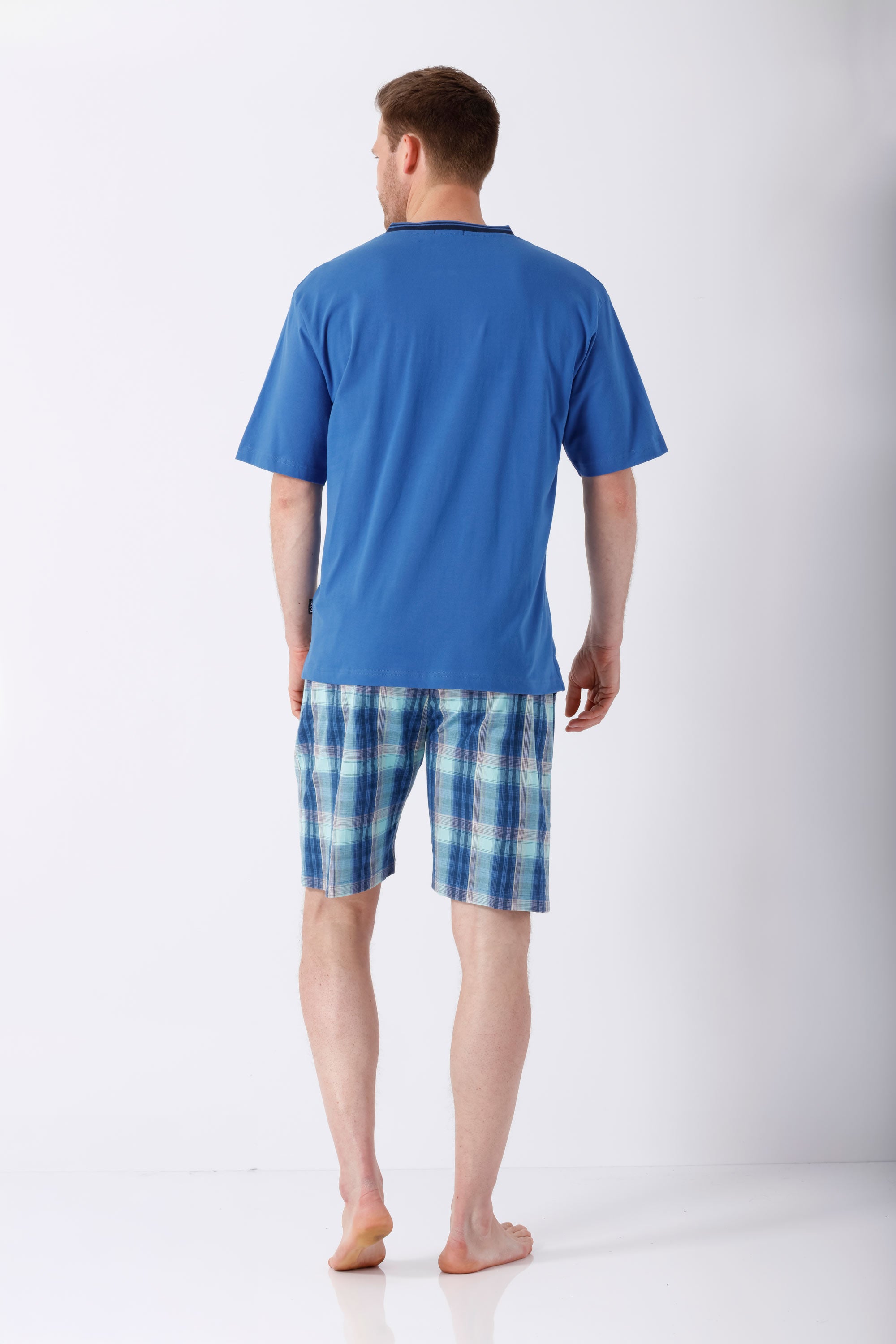 Herren Schlafanzug Shorty Bermuda Premium Cotton: blaues Kurzarm-Pyjama-Oberteil mit dunklem Ribkragen