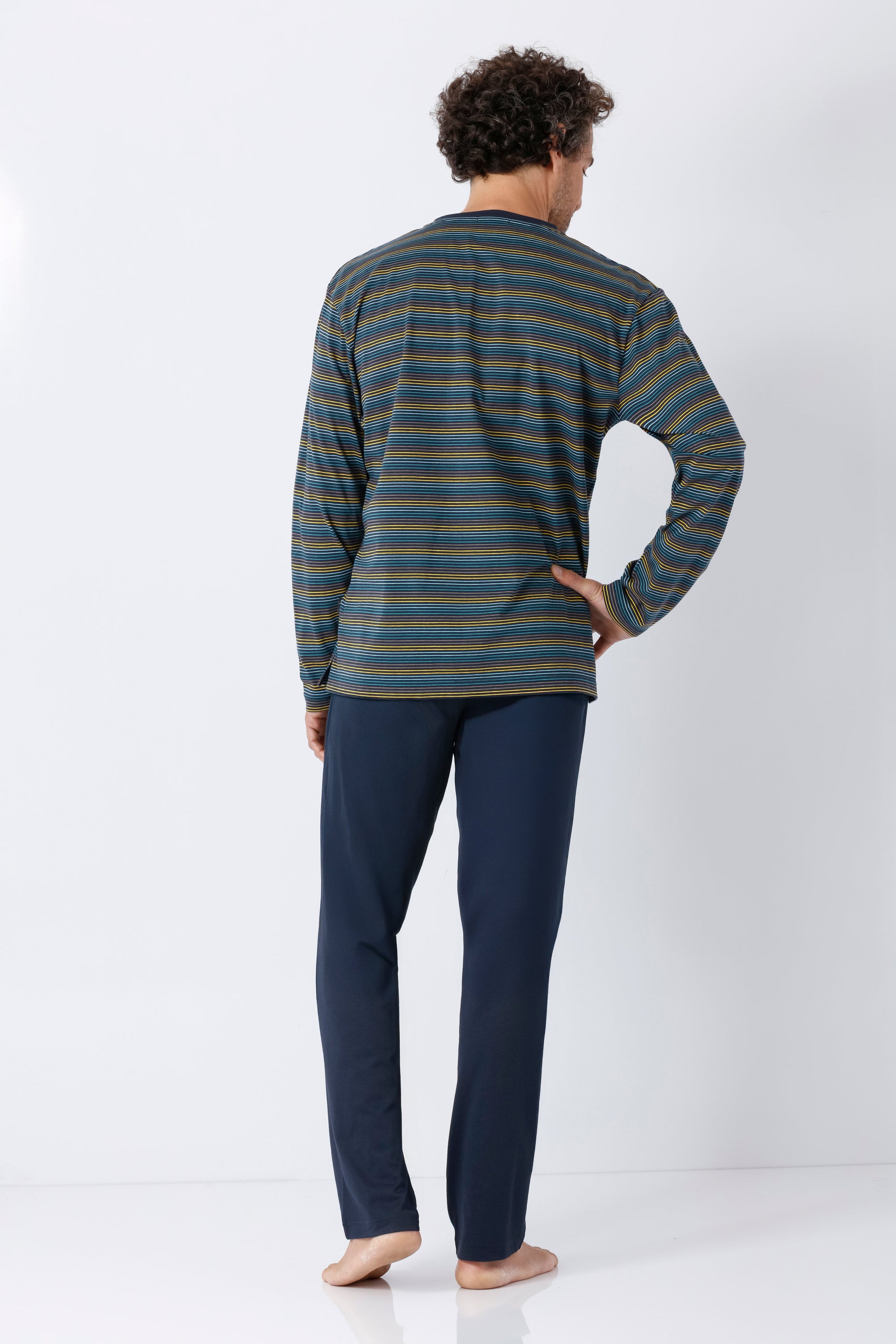 Herren Schlafanzug Klima Komfort® langarmshirt mit horizontalen streifen in grün, blau und gelb aus angenehmem material