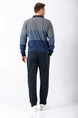 Mann in navyblau-grauem gestreiftem Polo Klima Komfort® Original