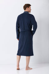 Navyblauer herren frottee-mantel mit langärmeln, passendem gürtel und weißer kantenverzierung am kragen, 125 cm lang
