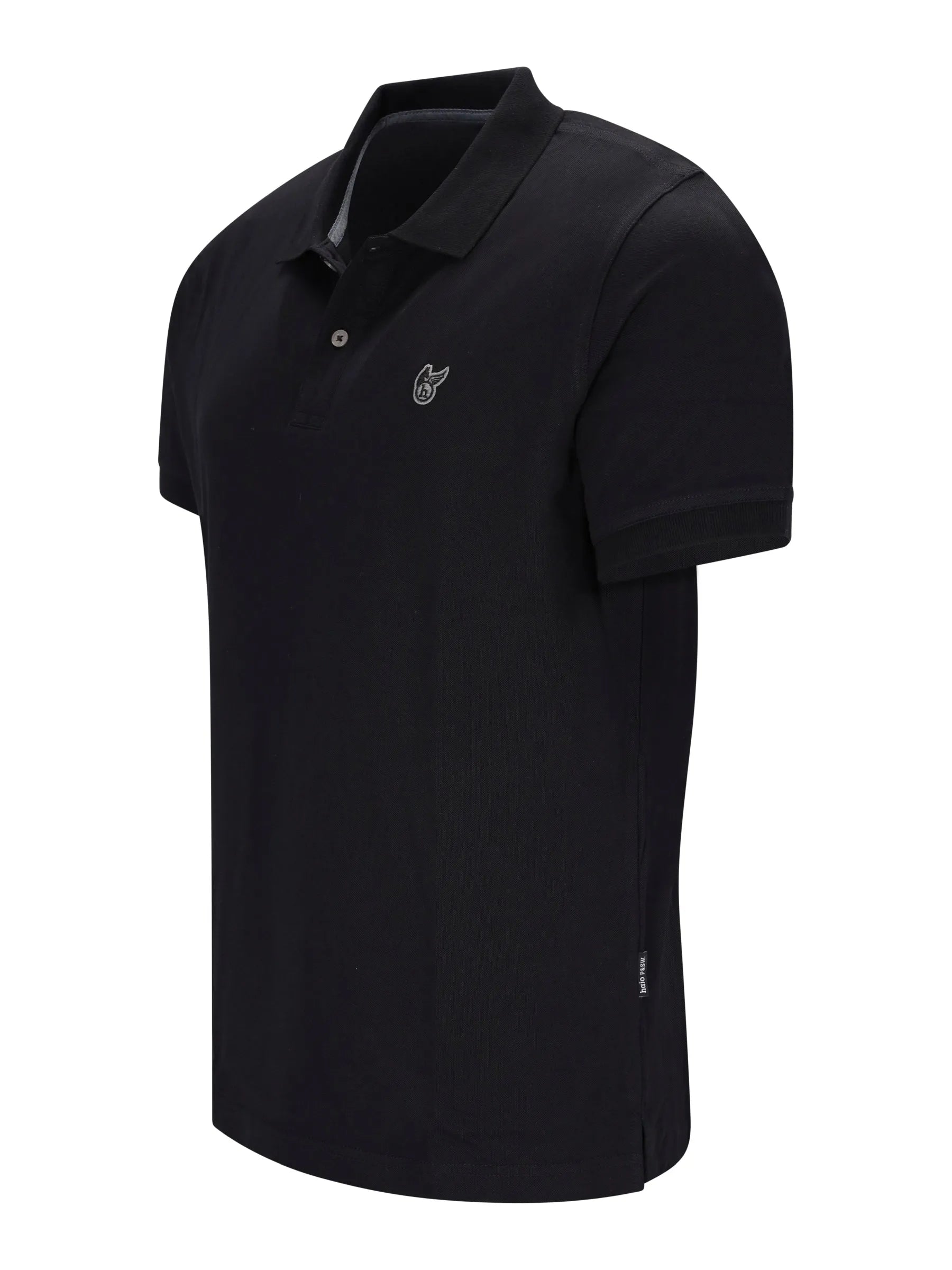 Basic piqué-poloshirt in schwarz mit kurzem arm, dezentem logo und kontrastierendem grauem innenkragen