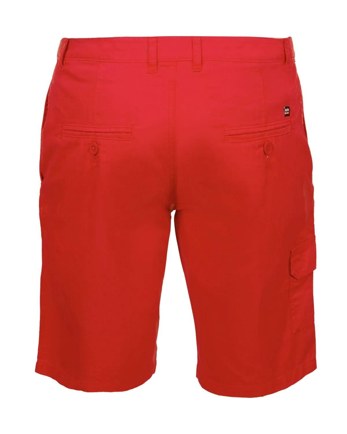 Rote Cargoshorts mit mehreren Taschen und einem Kordelzug im Bund.