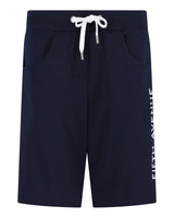Marineblaue Shorts mit Kordelzug und weißem Textdesign.