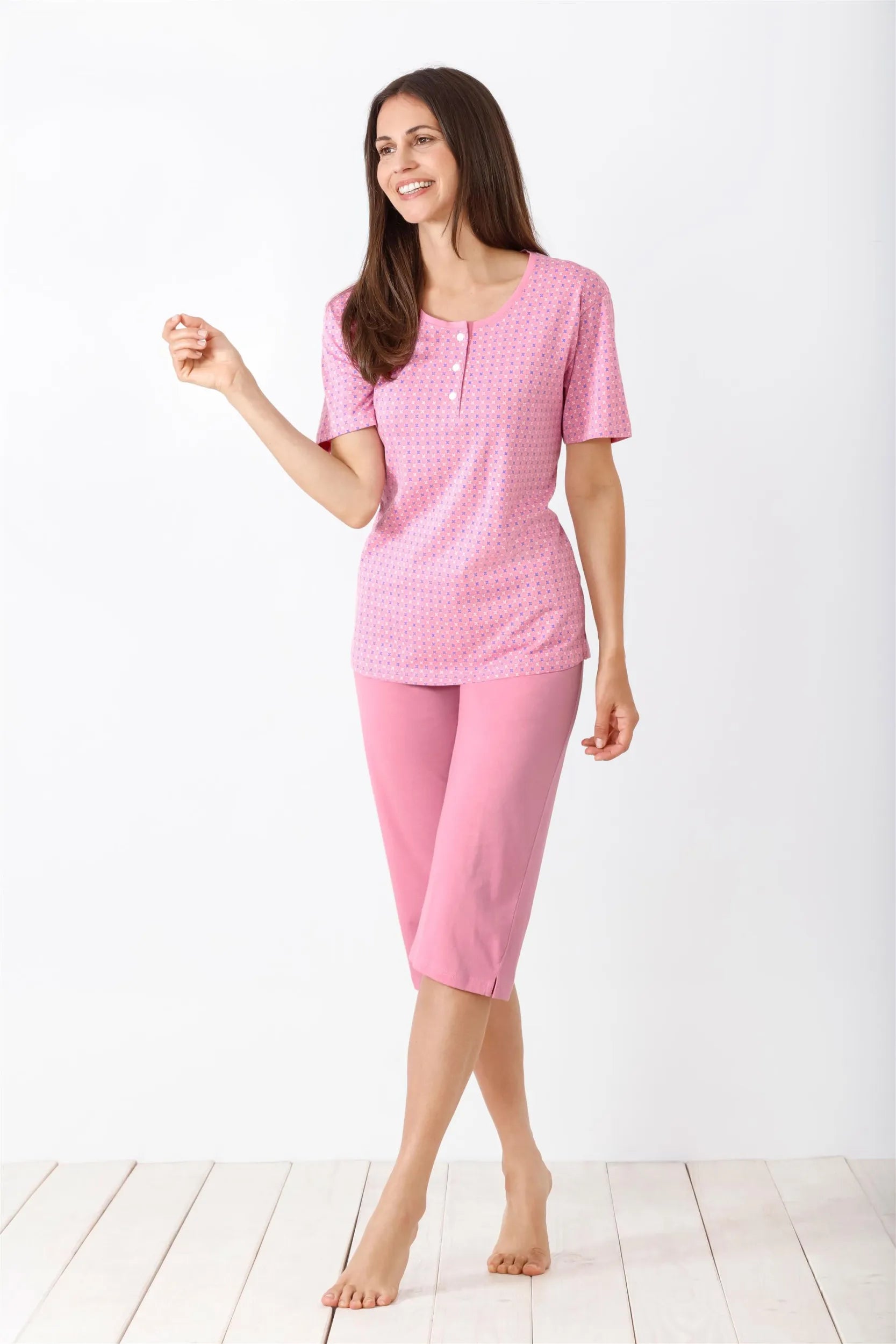 Damen-Pyjama-Set mit kurzen Ärmeln und Caprihosen in Rosa