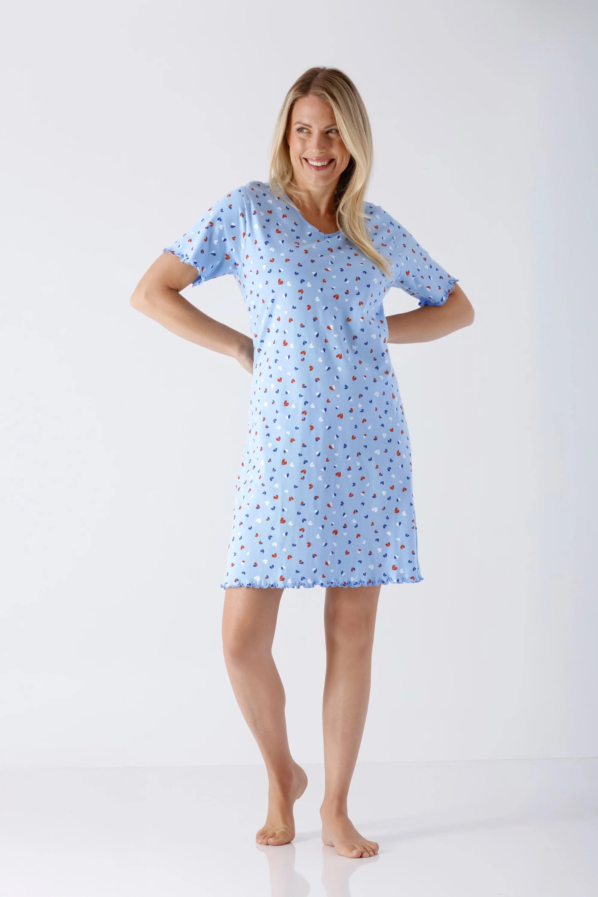 Damen Sleepshirt Premium Cotton: hellblaues Nachthemd mit floralem Muster