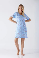 Damen Sleepshirt Premium Cotton: hellblaues Nachthemd mit floralem Muster