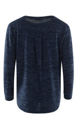 Marineblauer langärmeliger Pullover mit dezent marmorierter Struktur und Rundhalsausschnitt.
