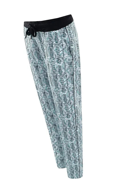 Damen sweathose mit grauem und schwarzem geometrischem muster und schwarzem elastischem bund