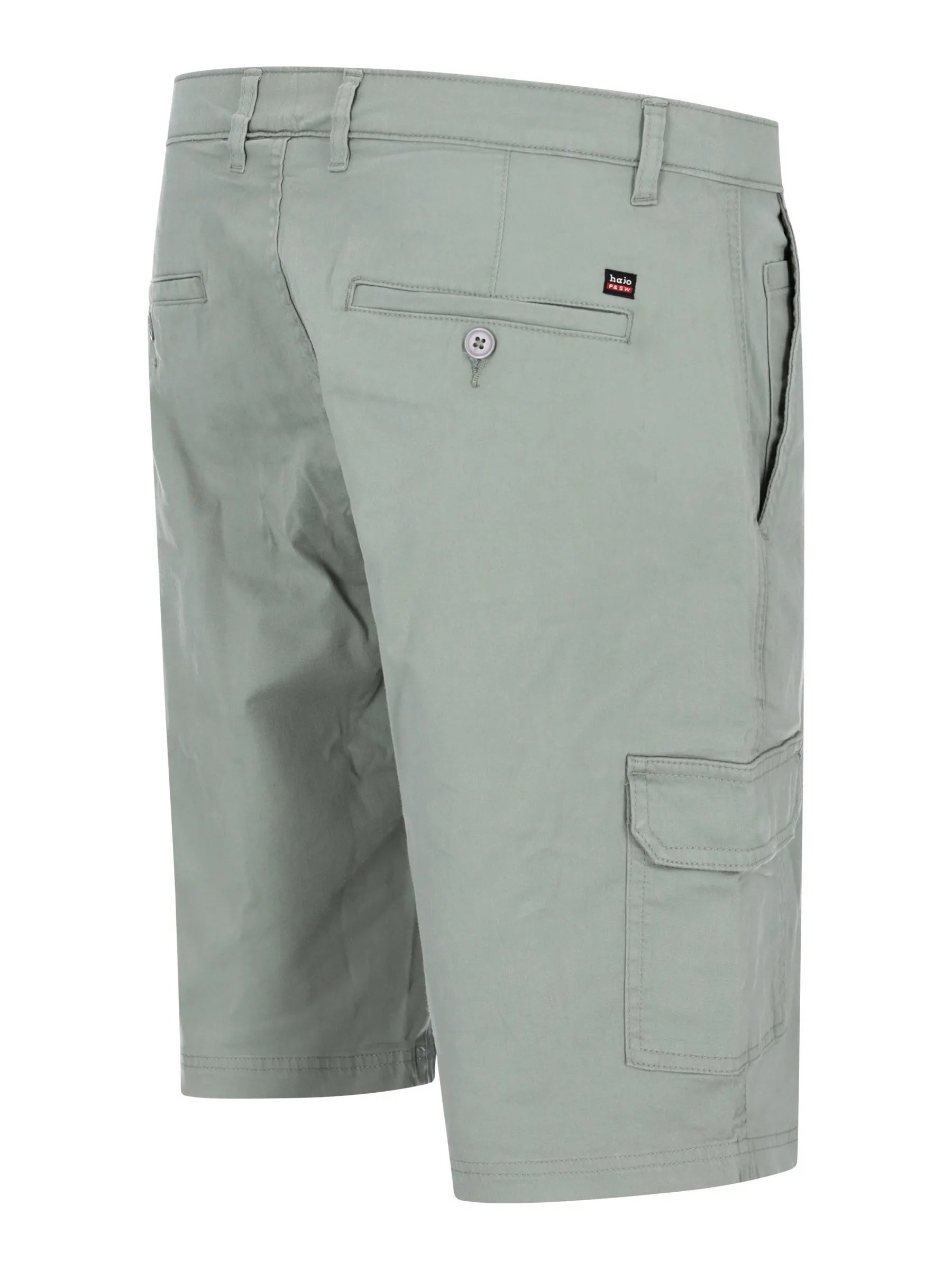 Hinteransicht: Elastische Bermudashort mit Cargotaschen, hellgrün, Reißverschluss-Seitentasche