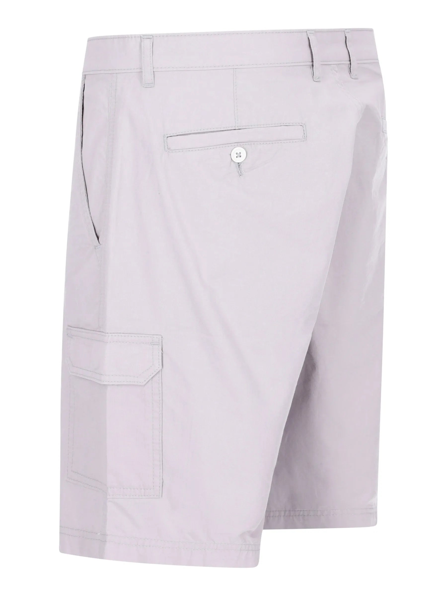 Rückseite: Hellgraue elastische Bermudashorts mit Cargotaschen