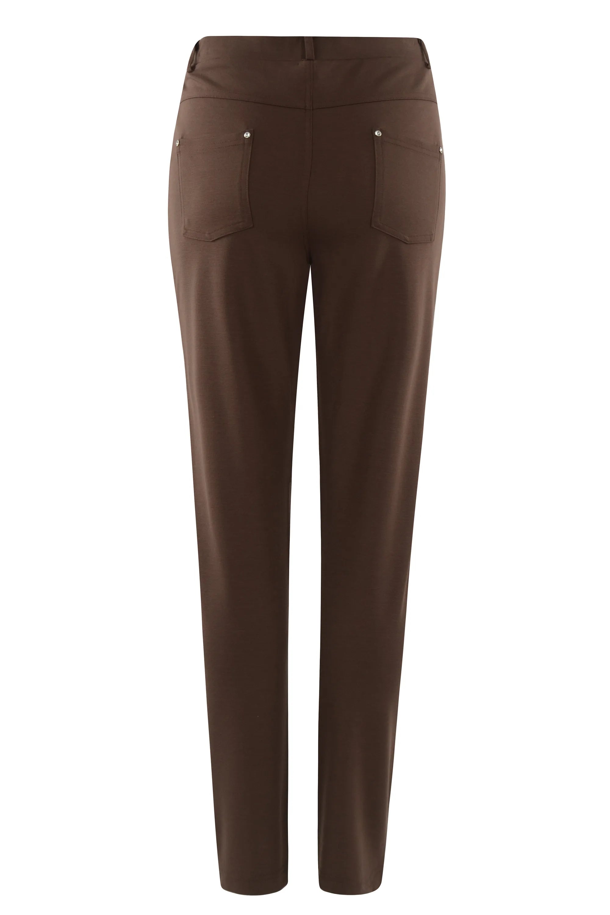 Braune Lederhose mit Reißverschluss und Taschen.