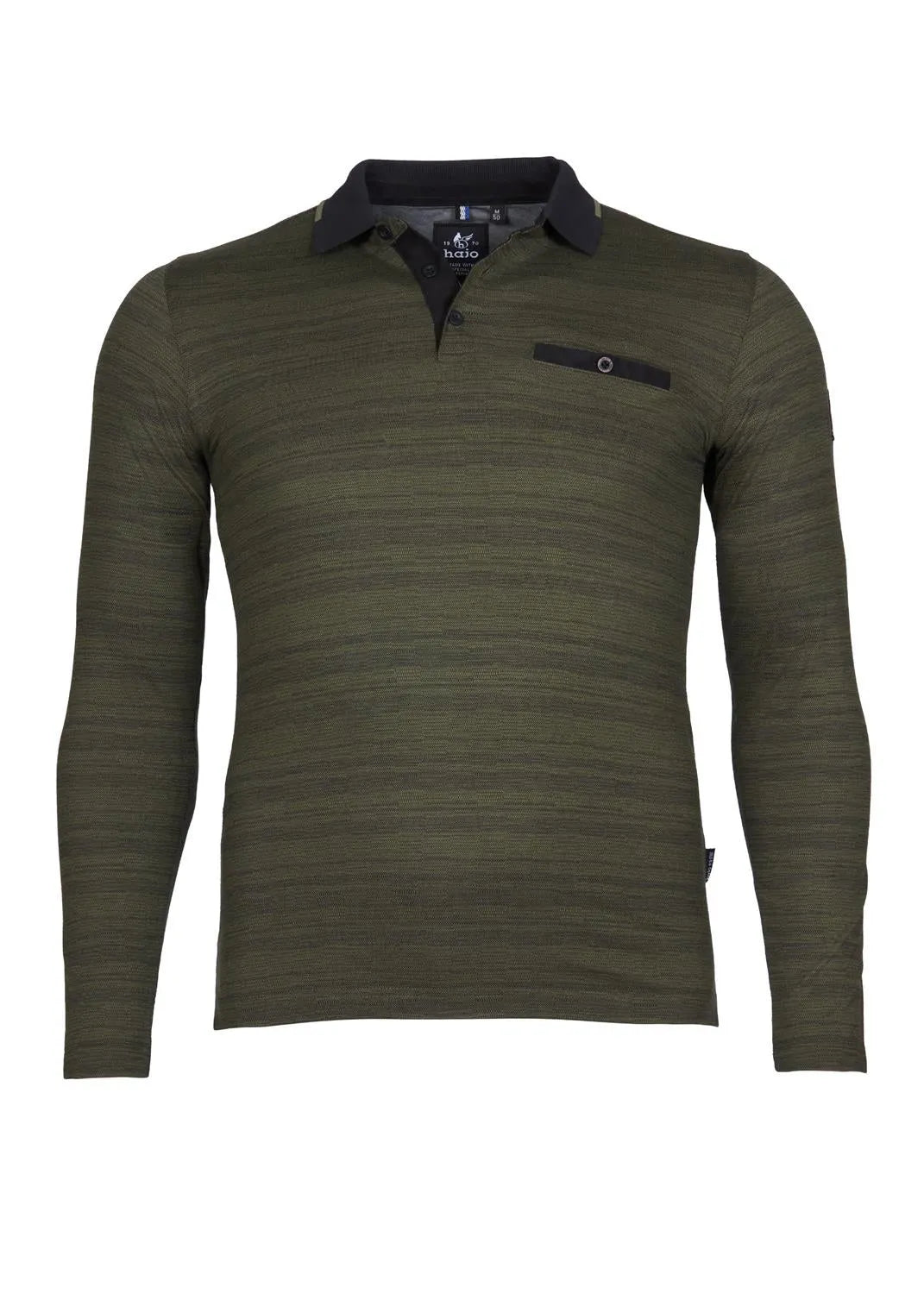 Olivgrünes, langärmeliges Poloshirt mit schwarzen Akzenten und Taschendetails.