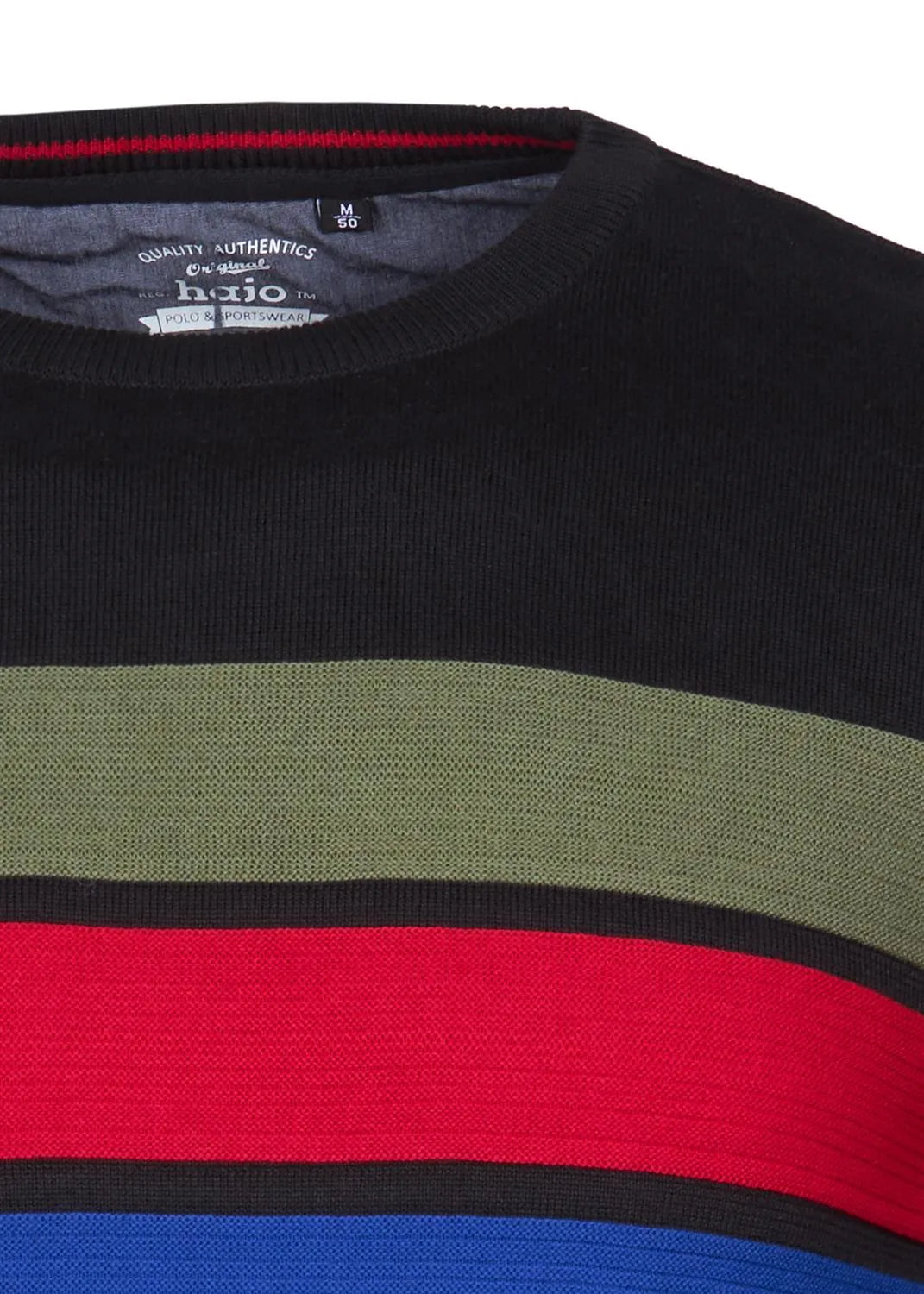 Gestreifter Pullover mit schwarzen, roten, grünen und blauen Streifen auf dunklem Grund.