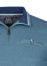Halio Pullover mit Viertel-Reißverschluss im Vintage-Stil in Petrol und Marineblau mit strukturiertem Muster.