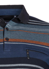 Marineblau gestreiftes Poloshirt mit orangefarbenen und weißen Akzenten, Button-Down-Kragen, Taschen mit Reißverschluss.
