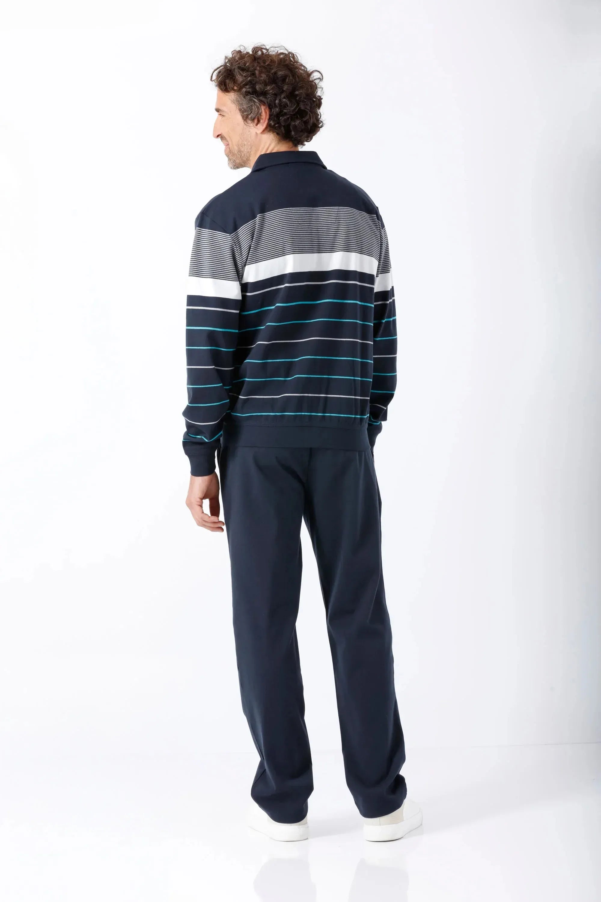 Herren Freizeitanzug Klima Komfort Original: marineblaues Poloshirt mit weißen Streifen