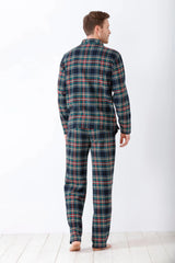 Grün, rot und weiß kariertes Pyjama-Set für Männer.