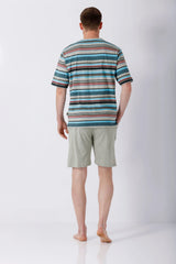 Mann in Klima-Light® Herren Schlafanzug Shorty Bermuda, gestreiftes T-Shirt